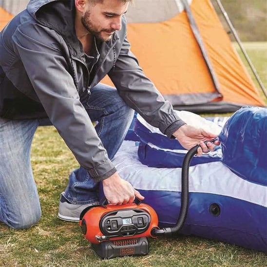 BLACK DECKER BDCINF18N 220V-12V AKÜSÜZ HAVA POMPASI